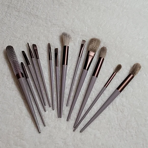 MAKE UP , BROW , BLUSH 13 PCS SET - Picture 2 of 8